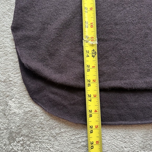Vince 100% Cashmere Sweater M Purple Luxe Soft Knit Minimalist Preppy Quiet Lux - Picture 5 of 10